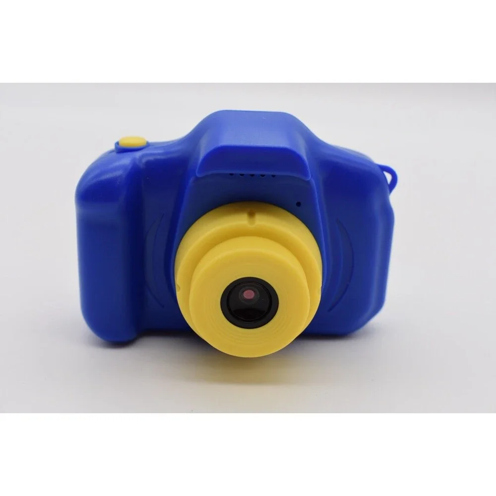 Waterproof Camera for Kids. Case, camera and memory card included